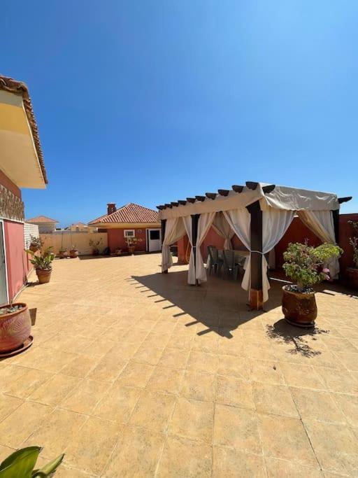Appartement En Residence + Grande Terrasse Sur Le Toit サイディア エクステリア 写真